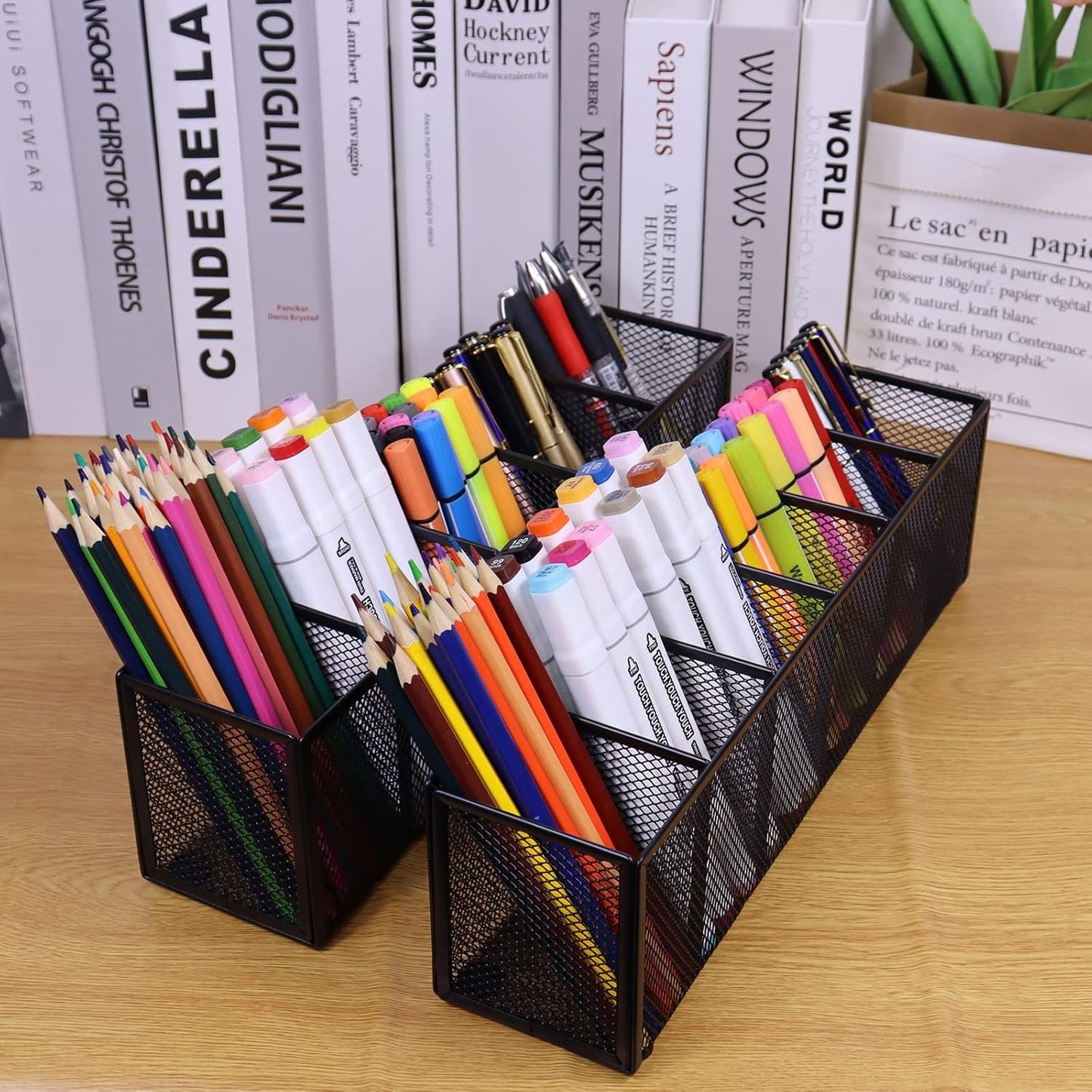 Black Mesh Pen Pencil Holder, Small Metal Desk Organizer Desktop Stationery Office Supplies Acessories Storage Stand, 5 Compartments Brushes Holder for Home School Classroom Teachers