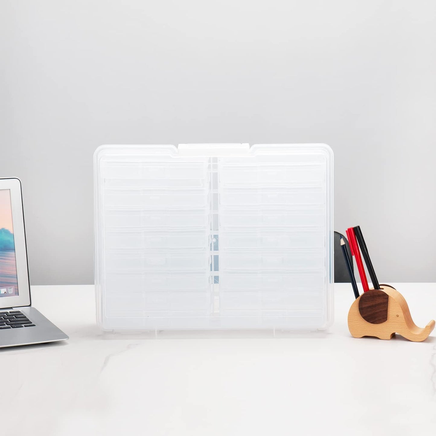 novelinks 4" x 6" Photo Organizer Box with Handle – 16 Inner Photo Storage Cases, Holds 1600 Photos, Portable Picture Keeper with Secure Snap Closures – White