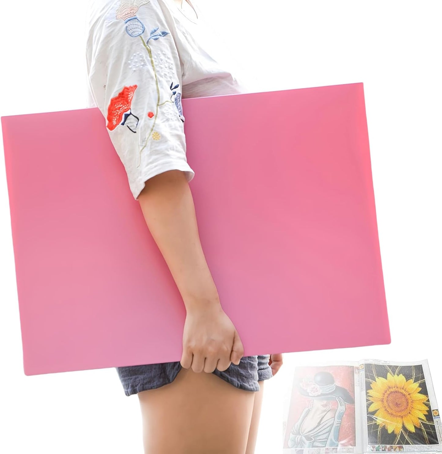 MOTEERLLU A2 Storage Book Suitable for 22x15 inches Diamond Paintings,Diamond Art Kit Storage Container with 30 Pocket Sleeves,Portfolio Folder for Artwork (Red)