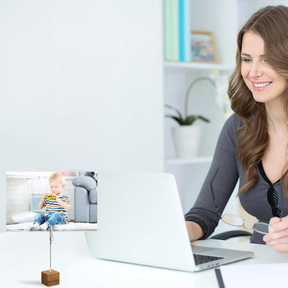 24 Pcs Cube Base Memo Clip Holder Lightweight Wood Cube with Alligator Clasp for Displaying Pictures Number Menu Name Card Wedding Party Meeting