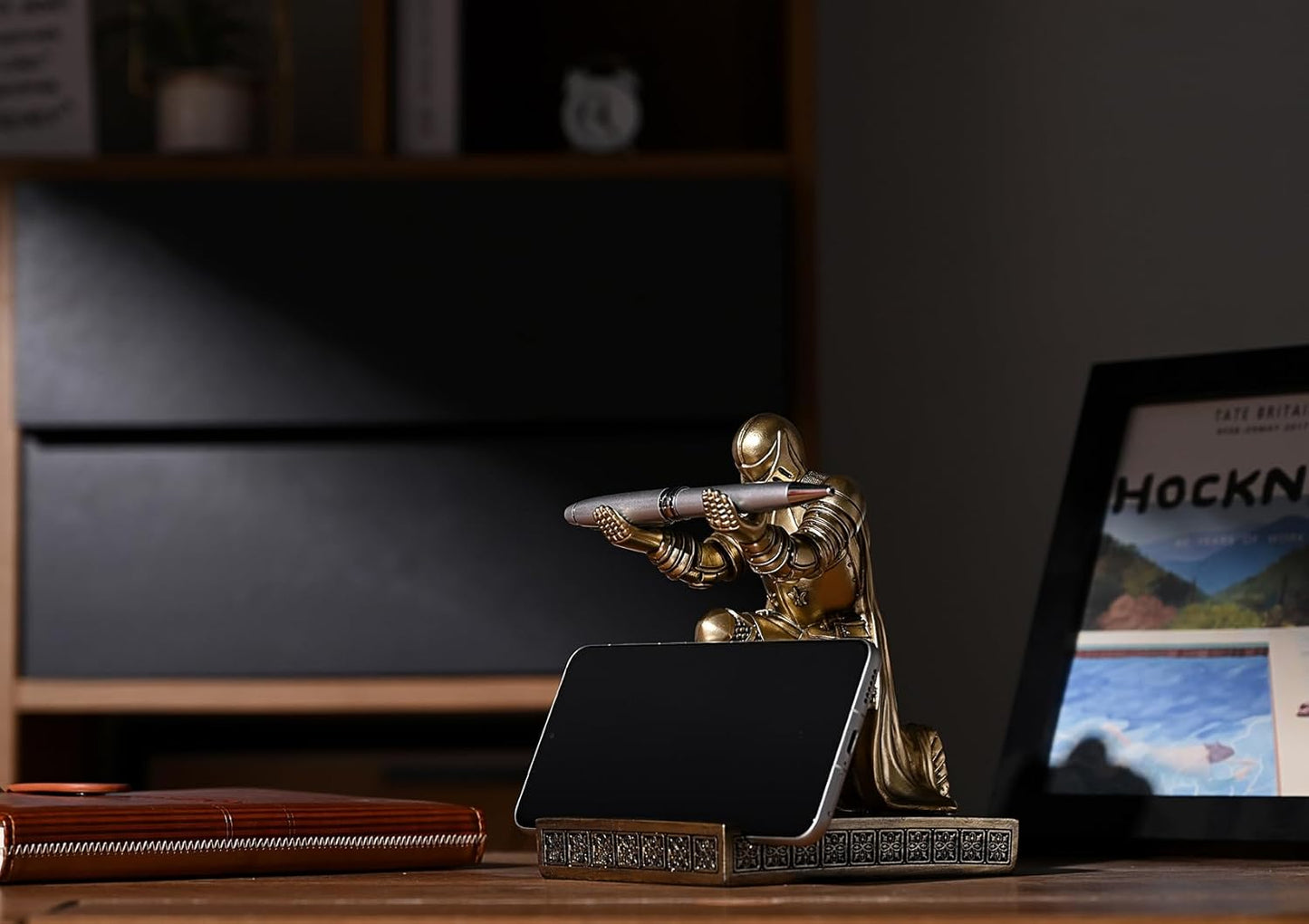 Windbreaker Soldier Knight Pen Holder Personalized Desk Accessory, Mobile Phone & Gaming Controller Holder, Device Stand Gift for Medieval Enthusiasts (Bronze)