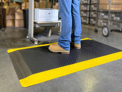 Wearwell 414.1516x2x8BYL Diamond-Plate SpongeCote UltraSoft Mat, 8' Length x 2' Width x 15/16" Thick, Black with Yellow