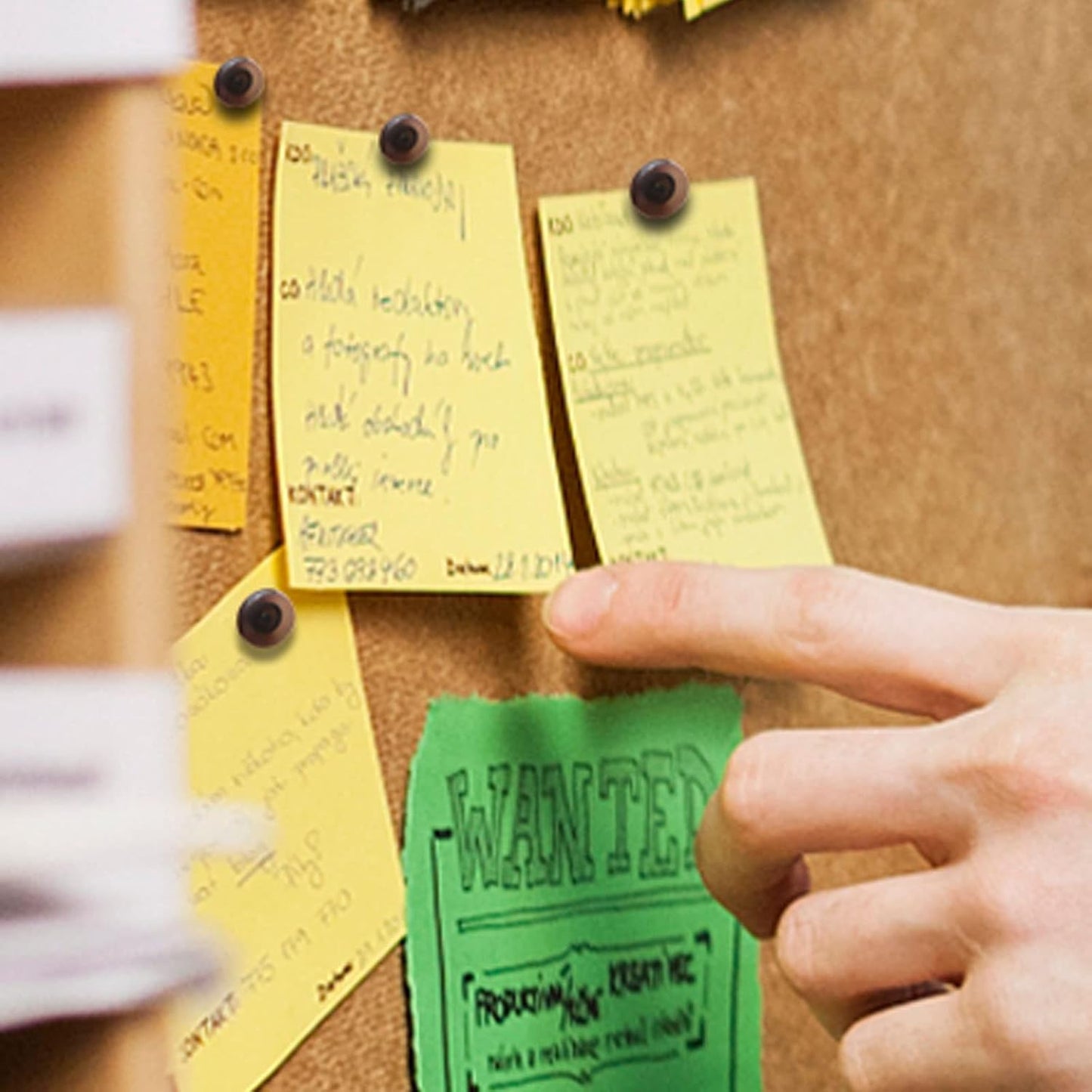 Push Pins for Cork Board,Black Flat Push Pins for Wall Hangings,60 Count Thumb Tacks Plastic Head with Steel Point for Bulletin Board in Reusable Box