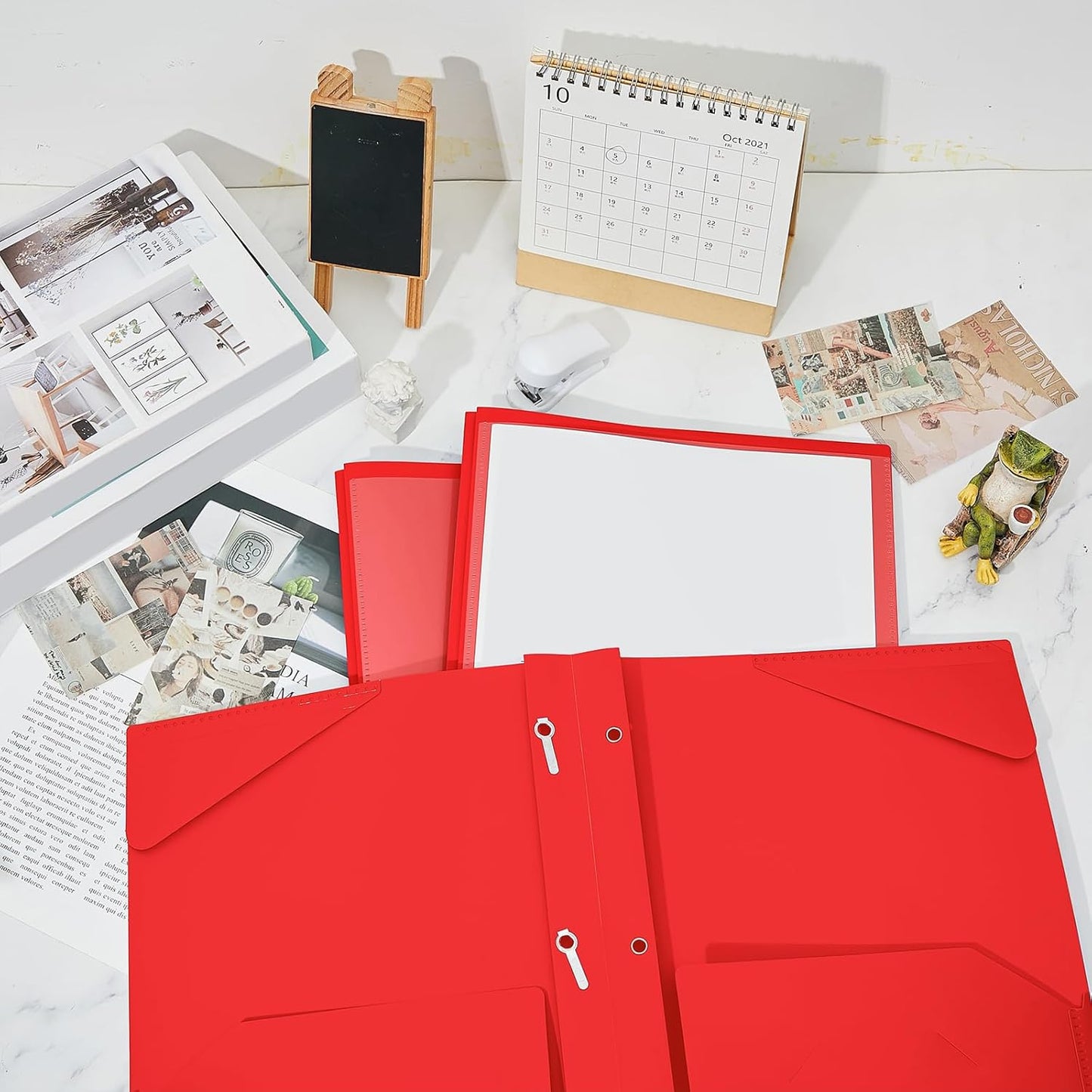 Henoyso 18 Pcs Plastic Folder with Clear Front Pocket and 3 Prong Plastic Folders with Card Slot Pocket Folders with Prongs for School Office (Red)