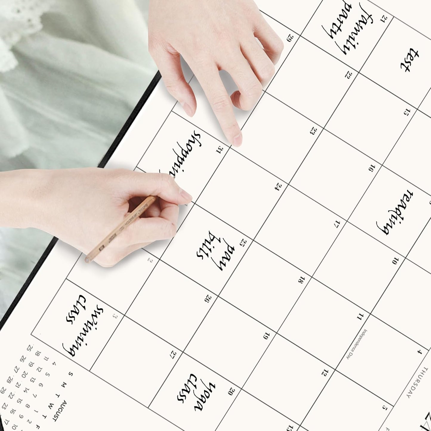 Large Desk Calendar 2025-2026 with Desk Mat, Desktop Calendar 18 Monthly Runs From July 2025 to December 2026, Desk Pad Calendar 22 x 17 Inch Perfect for Planning, Organizing, and Scheduling Your Life (Black)