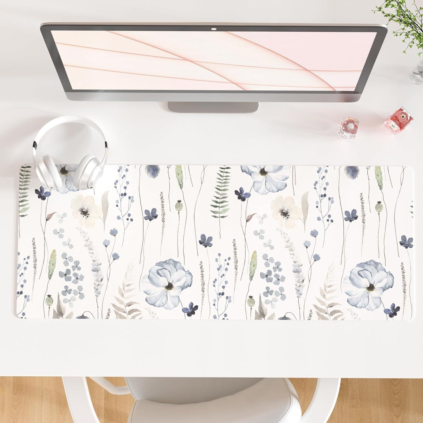 QIYI Large Mouse Pad for Desk, Floral Desk Mat for Desktop, Women Girls Office Décor Desk Accessories, PU Leather Waterproof Gaming Mousepad, Watercolor Flowers Desk Pad Computer Mat, 31.5" x 11.8"