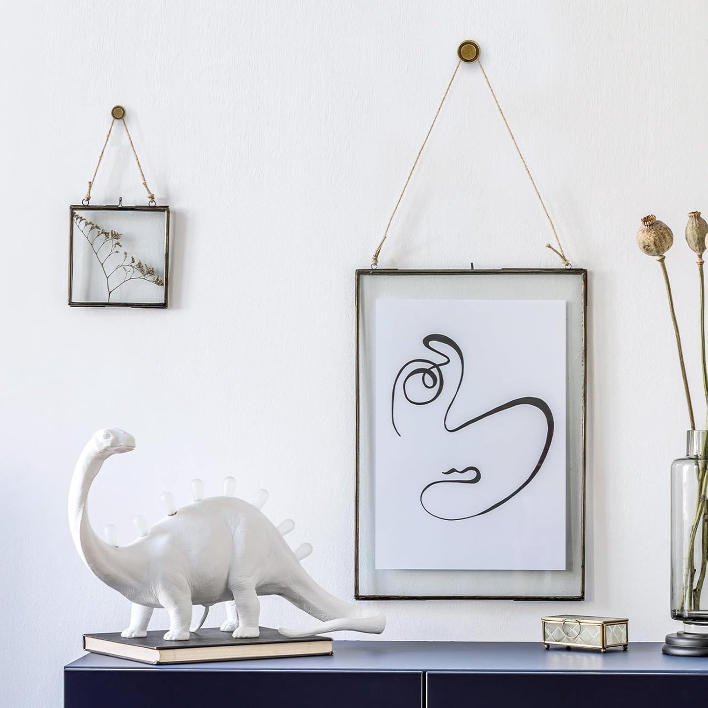 Ferraycle 40 Piece Double Headed Picture Hangers Nails 4 Size Long Thumb Tacks for Wall Hanging Decorative Nails Push Pins Picture Hooks for Drywall Photo Decor, 10/20/ 30/ 50lb(Bronze)