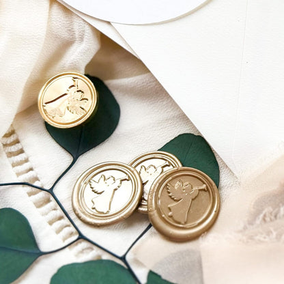 UNIQOOO Glue Gun Sealing Wax Sticks for Wax Seal Stamp - Prosecco Metallic Light Gold, Great for Wedding Invitation, Card Envelope, Snail Mail, Wine Package, Christmas Gift Ideas, Pack of 8