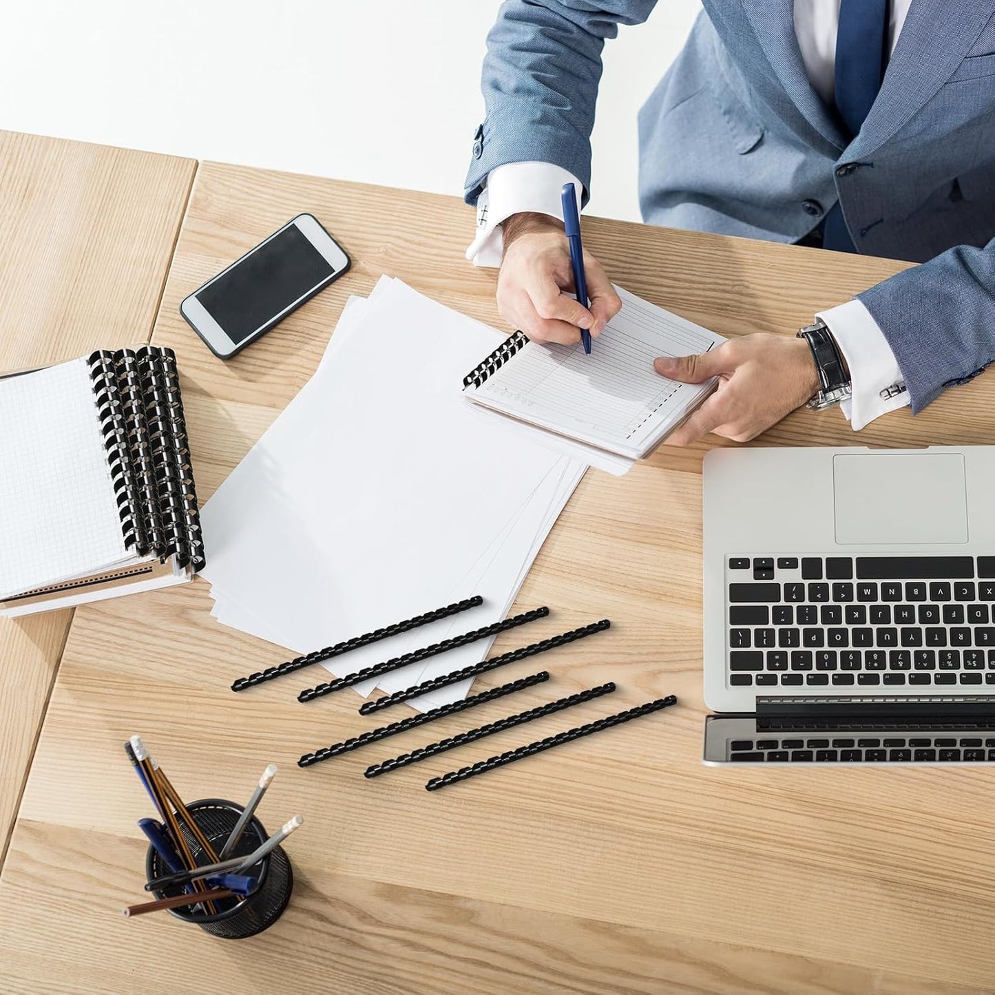 Yunsailing 150 Pack Plastic Binding Combs Plastic Binder Comb Ring 19 Ring Binding Spines Letter Size Spiral coils for Notebook Calendar(1/4 in,Black)