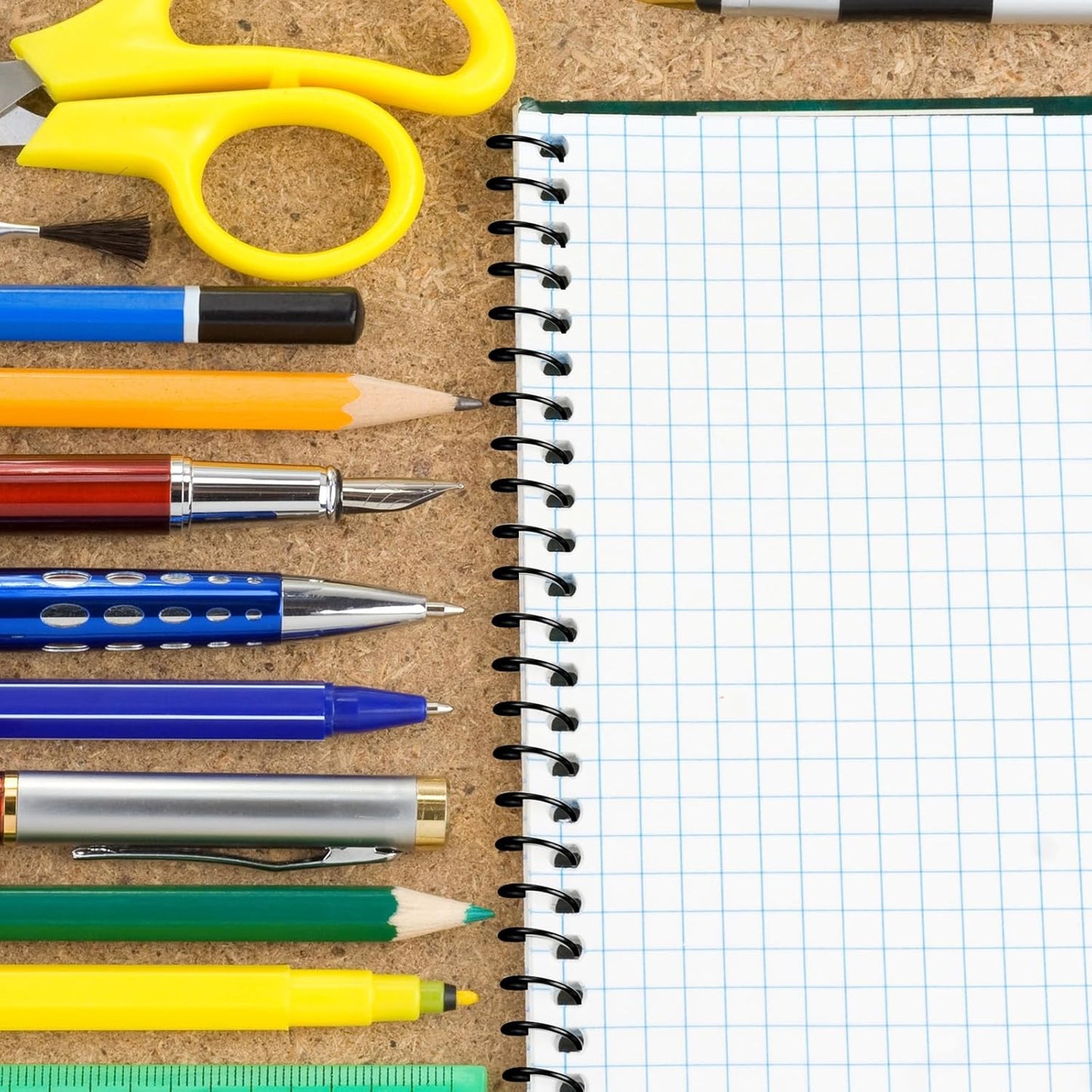 Leinuosen 120 Pack Plastic Spiral Binding Coils Kit Spirals Multi Size Coils for Binding Binder Combs Spines(3/8 Inch,Black)