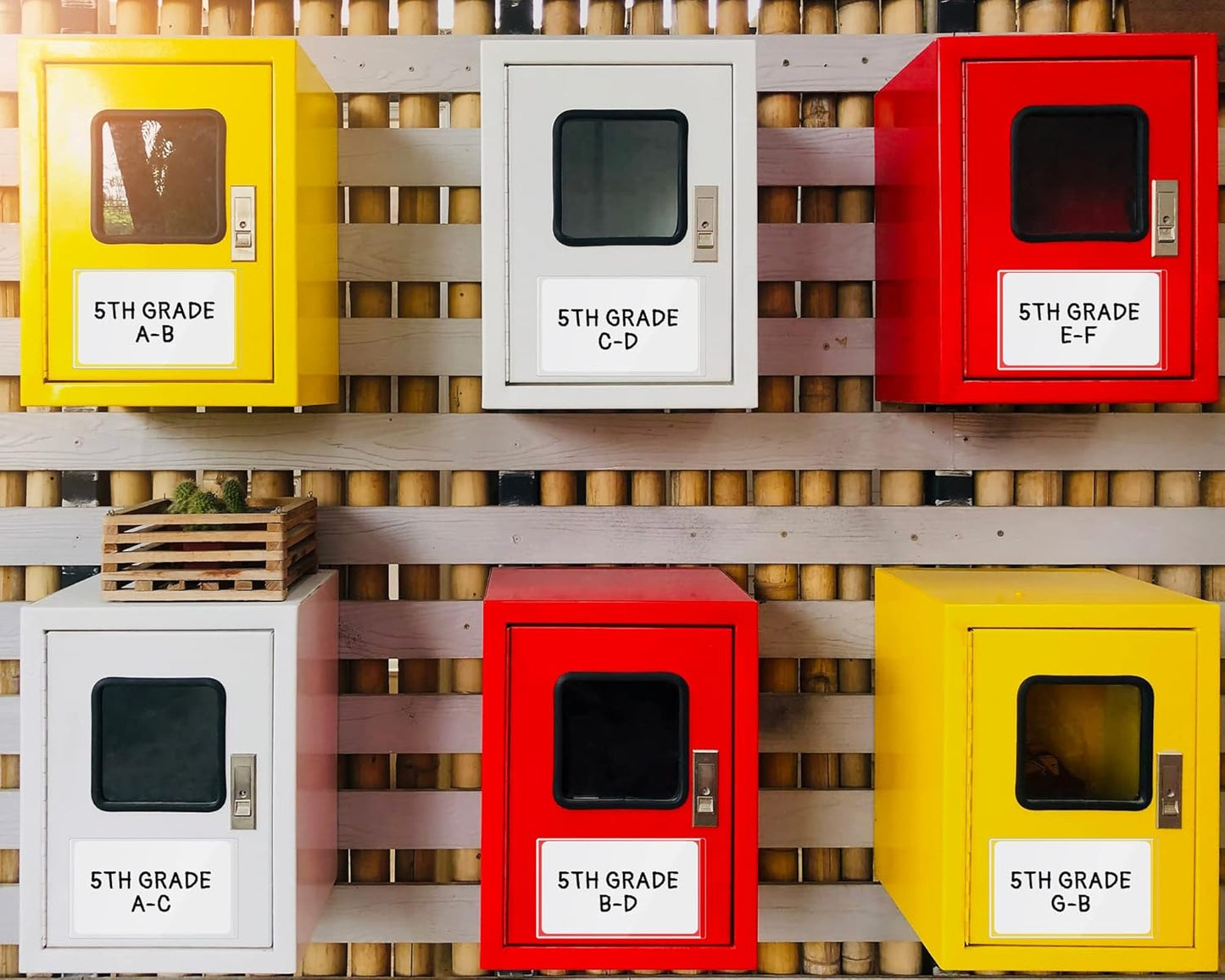 Ctosree 50 Pcs Magnetic Sign Holder Pallet Rack 5.5 x 3.5 Inches Magnetic Label Holder Clear Double Sided Window Display Frame Easy Front Opening for Window Door Office Schedule Store Home