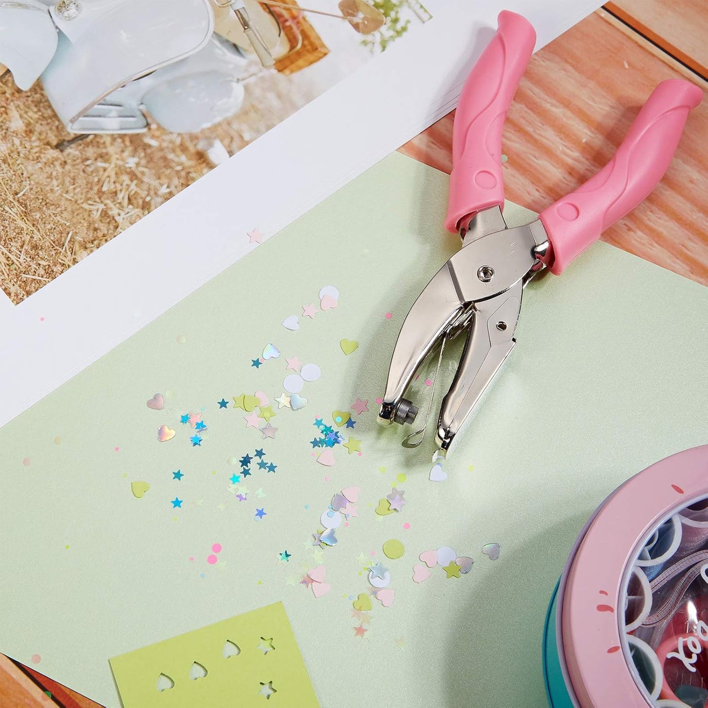 3 Pcs Hole Punch Shapes Single Hole Paper Punchers for Crafts Handheld Metal Punch with Soft Grip 0. 25 Inch Circle 0. 2 Inch Star 0. 22 Heart Holes for DIY Craft Tags Clothing Ticket Scrapbook Tool