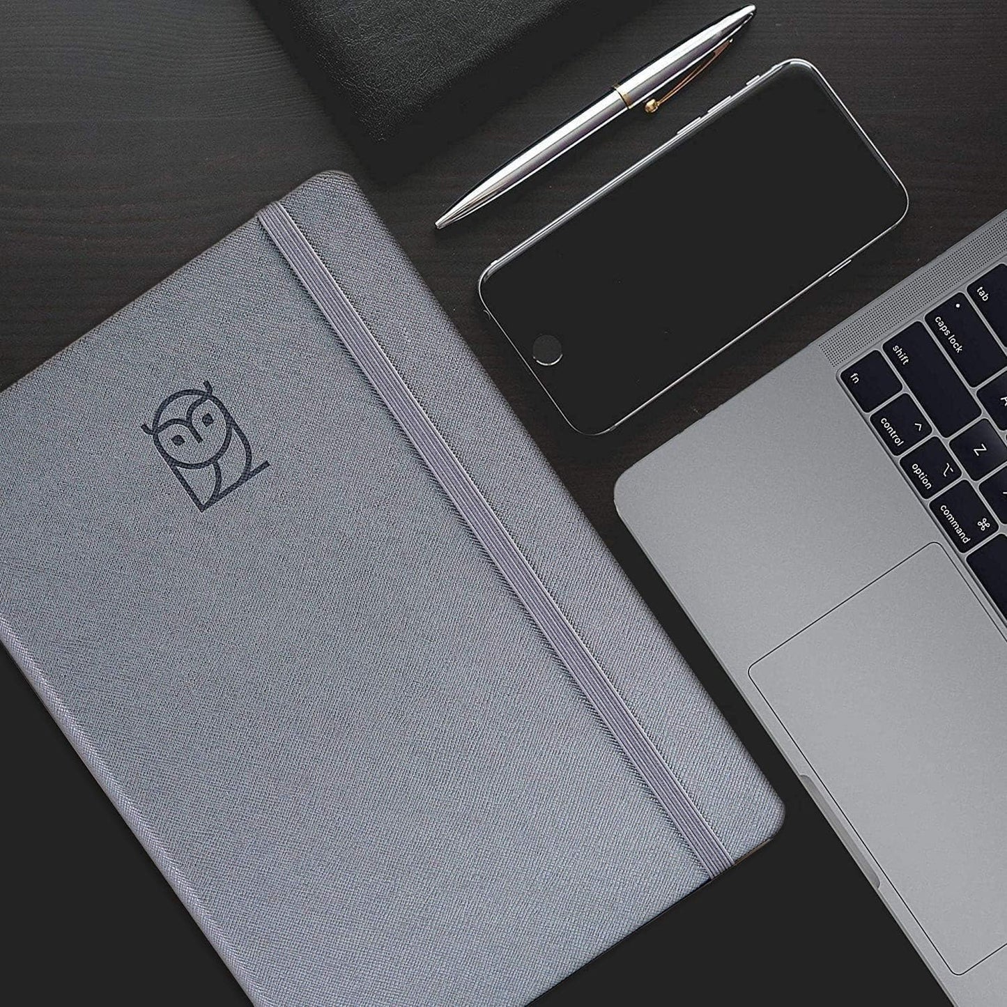 Undated Daily Planner – 3-Month A5 Productivity Organizer with Full Page Per Day, Hourly Schedule, Goal Setting, Habit Tracker, Weekly & Monthly Pages – Hardcover Time Management Notebook (Gray)