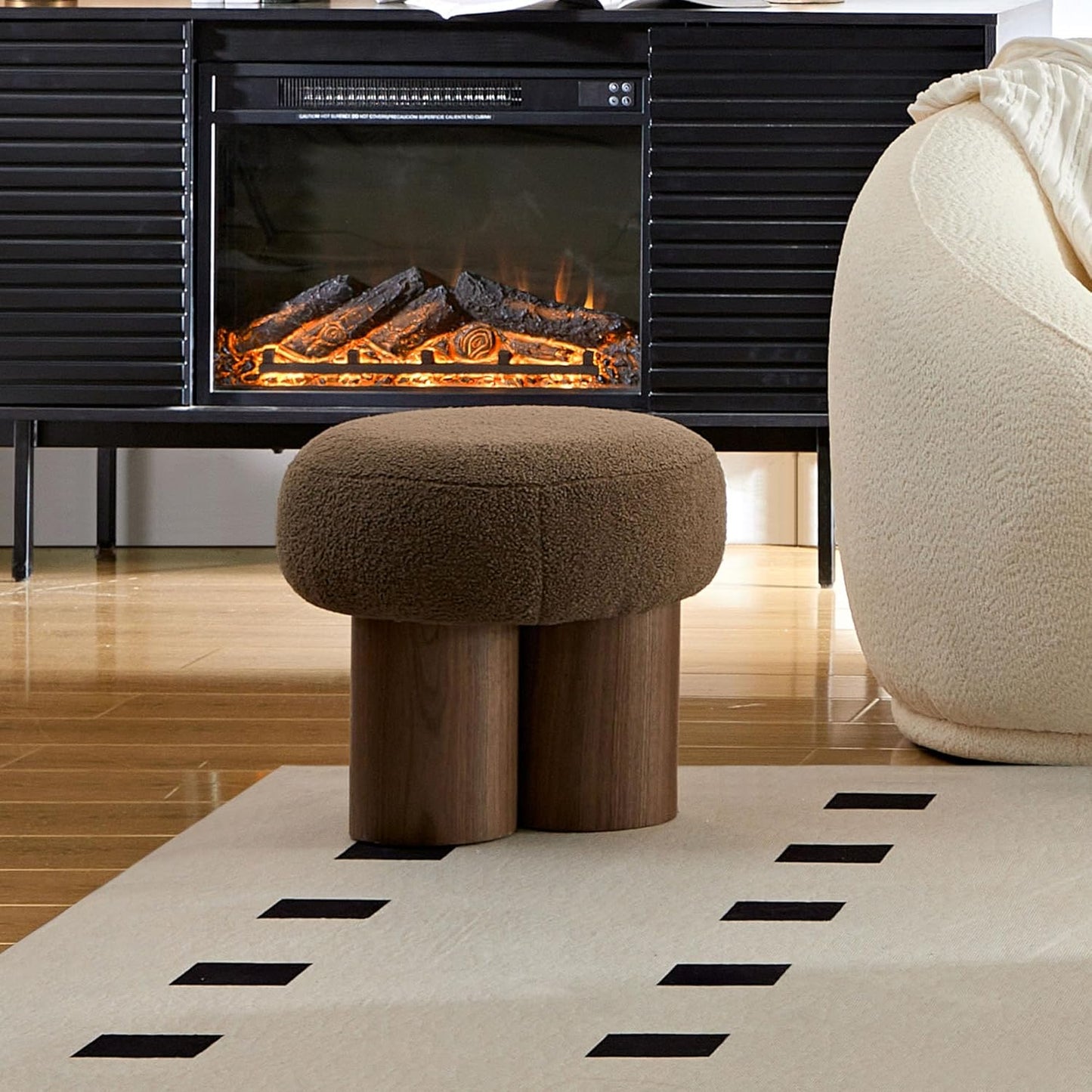 MEETAKING Small Round Foot Stool, Teddy Fabric Footrest Ottoman Stool with Non-Skid Legs, Modern Footstools Step for Couch, Desk, Office, Living Room (Brown)
