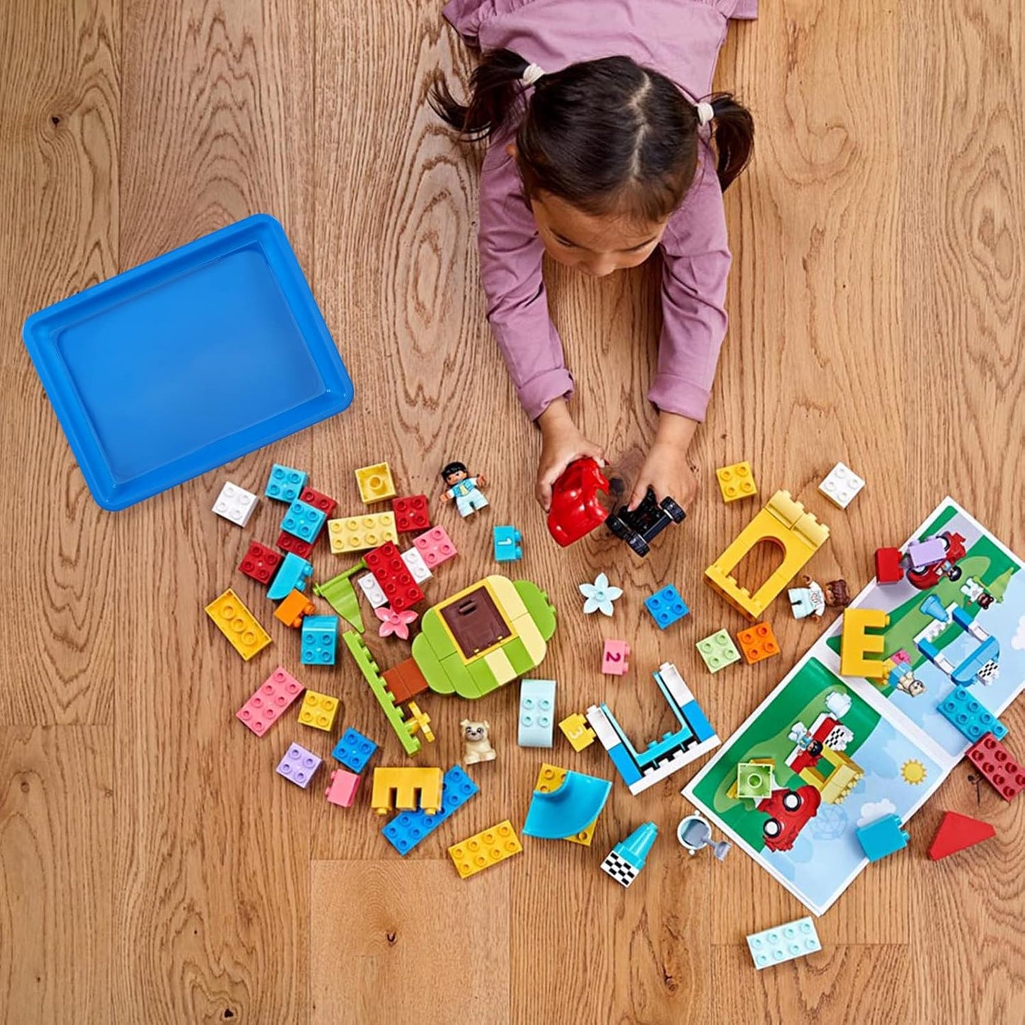 JOIKIT 20 Pack 10.8 x 8.3 Inch Multicolor Plastic Art Trays, Art and Crafts Organizer Tray, Activity Organizer Serving Tray for Beads, Painting, Blocks, DIY Project