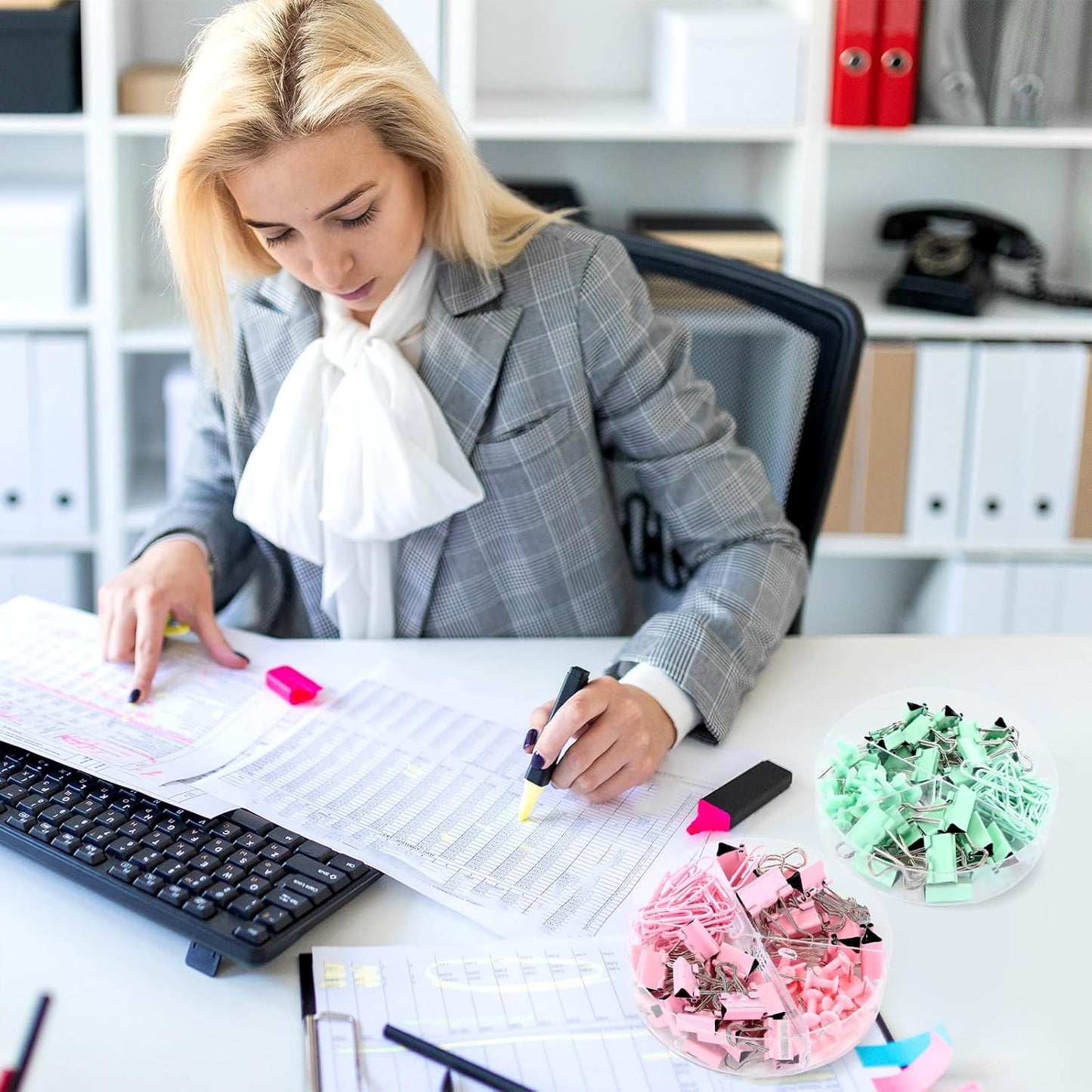 1560 Pcs Paper Clips and Binder Clips Assorted Sizes, Large Medium Small Binder Clip Paperclips Thumb Tacks, College Supplies Home Office Supplies Document Organizing(Pink, Purple, Green)