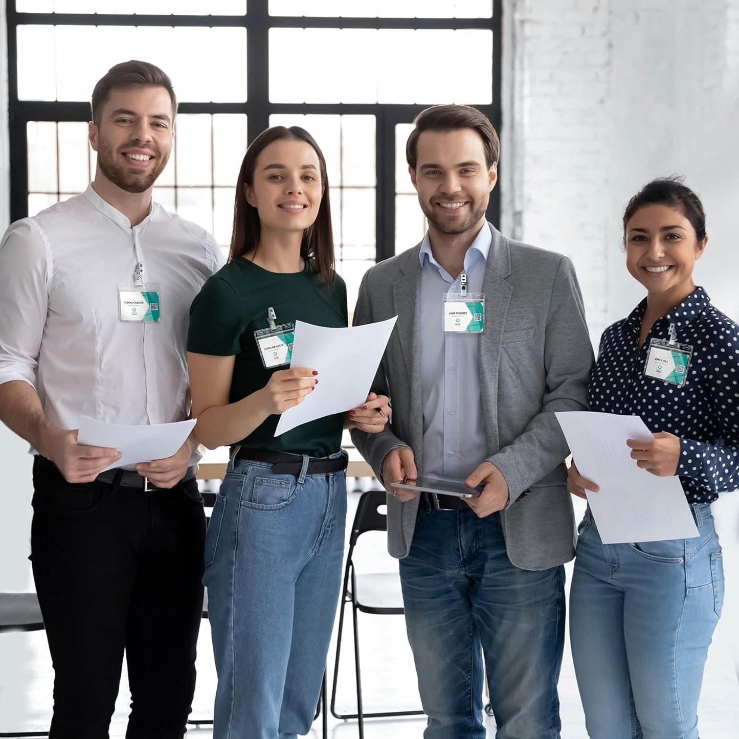 EcoEarth Horizontal Card Protector with Soft Edge (Large 4x3, 100 Pack) Clear Plastic Pouch for ID Name Badge Holders, Conference Nametag Sleeves, No Zipper for Quick and Easy Loading of Card Inserts