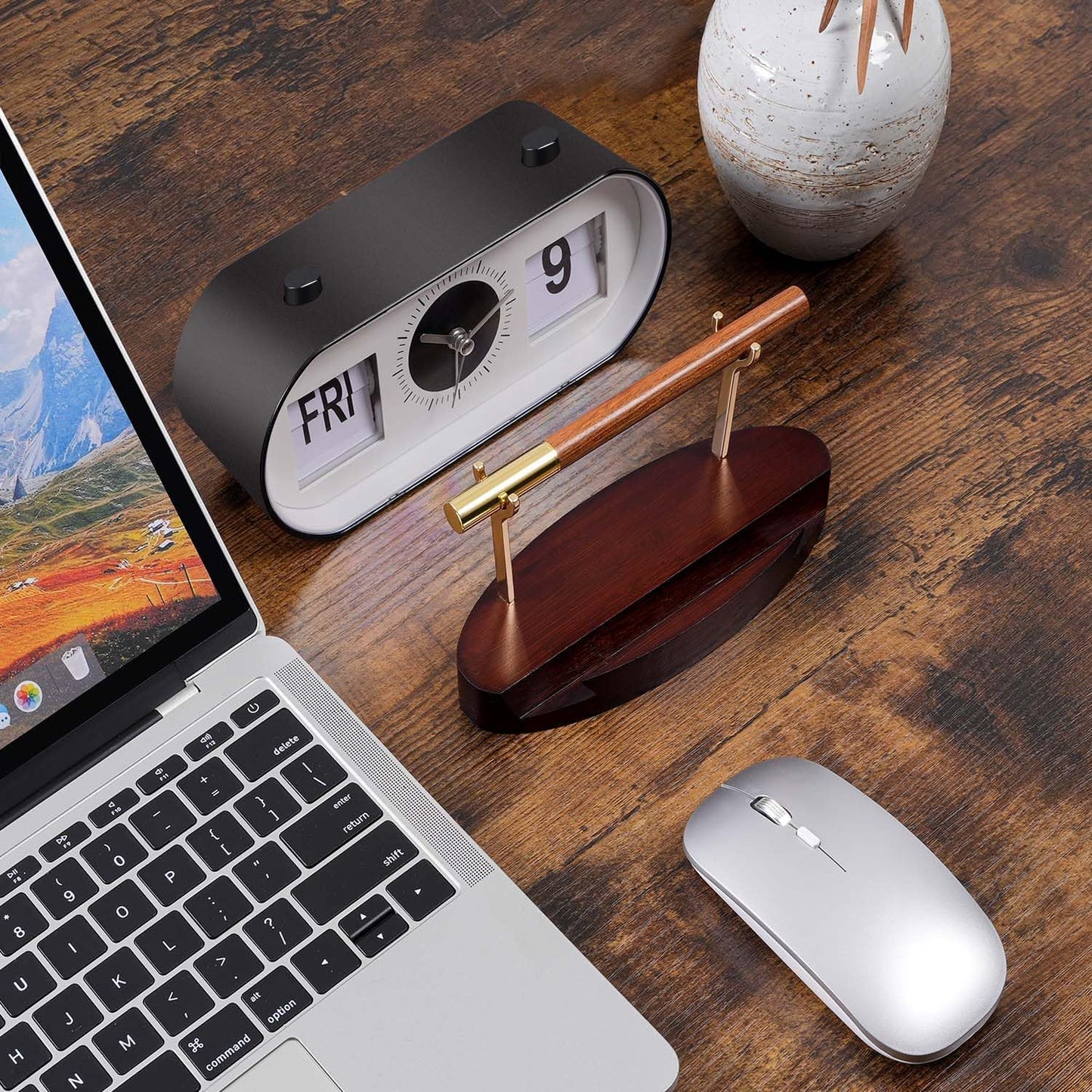 Pen Holder Desk Organizers and Accessories Desk Decor ，Exquisite Wooden Pen Holder ，with a Cool Pen and Two Refills for Office and Home (Style C)
