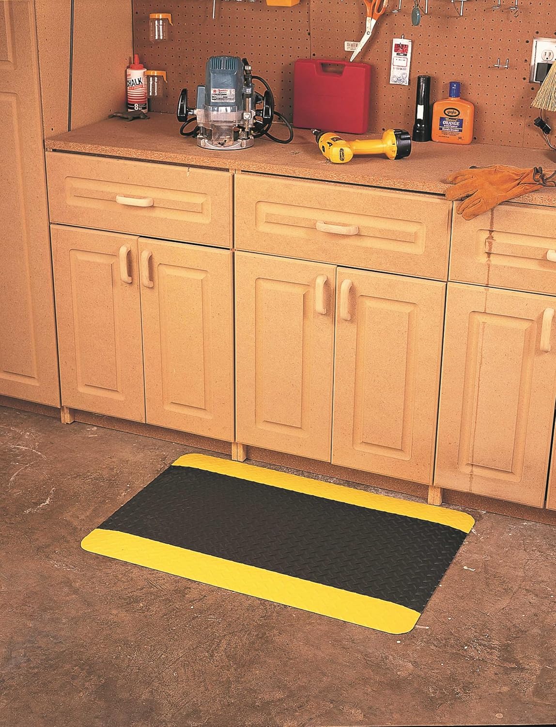 Wearwell 414.1516x2x4BYL Diamond-Plate SpongeCote UltraSoft Mat, 4' Length x 2' Width x 15/16" Thick, Black with Yellow